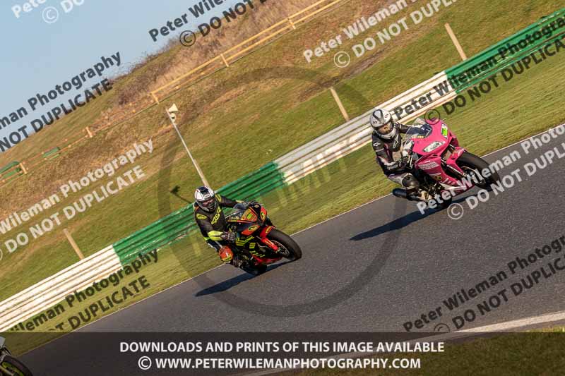 PJM Wedding Photography;enduro digital images;event digital images;eventdigitalimages;mallory park;mallory park photographs;mallory park trackday;mallory park trackday photographs;no limits trackdays;peter wileman photography;racing digital images;trackday digital images;trackday photos